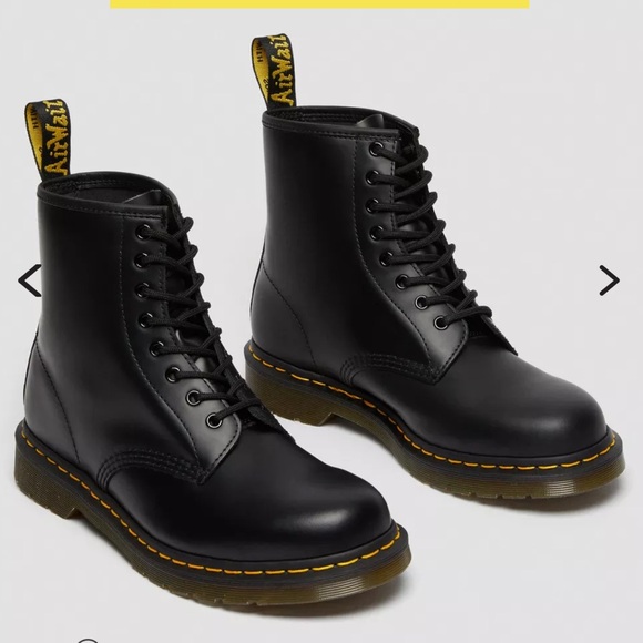 Dr. Martens Black Leather Boots with Yellow Stitching. Size 8 . Made in England - Picture 2 of 11